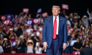 Trump a promis clarificări în cazul presupusei lovituri din Caraibe